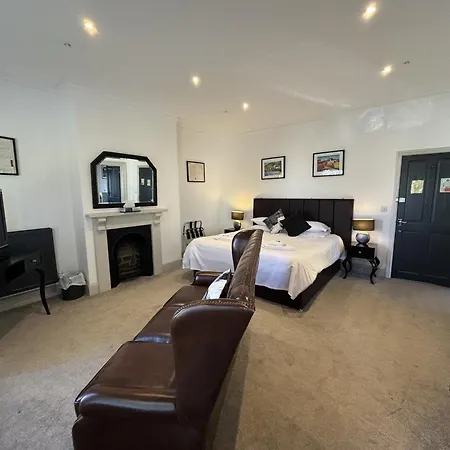 The Chapel House-3